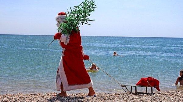 3. Yunanistan'da Noel Baba, Agios Vassilis olarak adlandırılıyor.