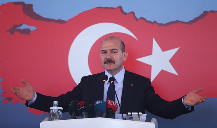 İzmir Marşı'nı Süleyman Soylu İçin Değiştirdiler: 'Yaşa Süleyman Soylu Sen Çok Yaşa'