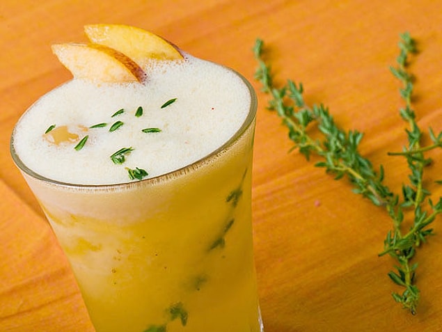 10. Limon+Şeftali+Toz Şeker+Su+Taze Kekik