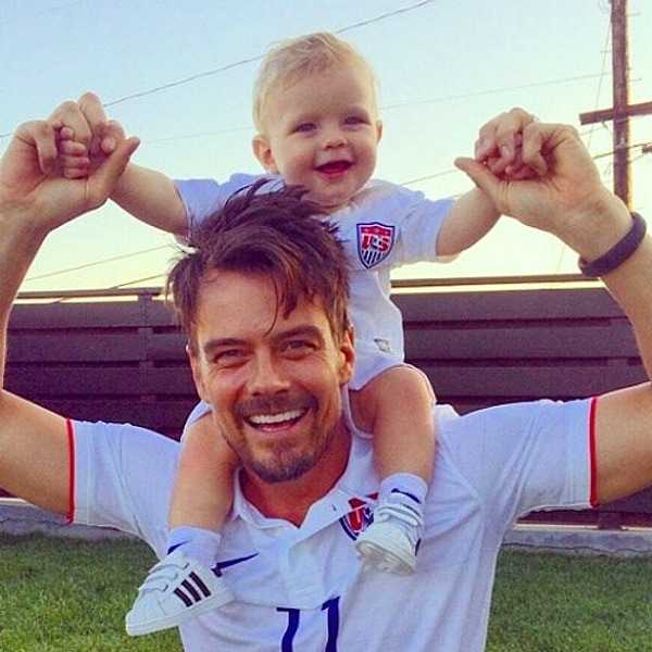 1. Джош Дюамель и его сын Эксл