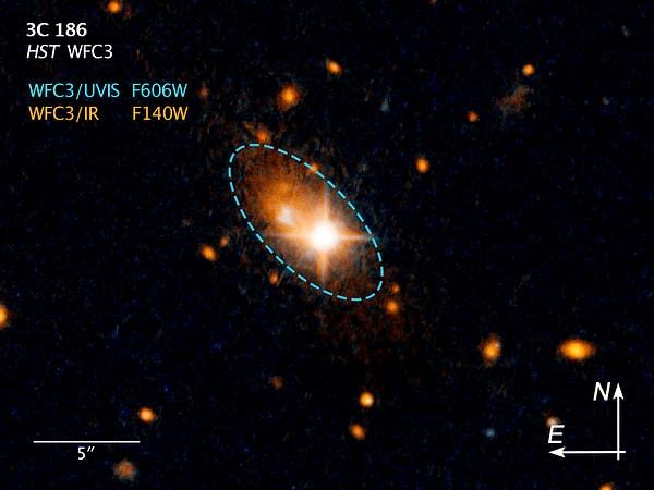 Keşifte, galaksisinin merkezinden dışarı fırlatılmış olan ve saatte 8 milyon km yol alan bir kara delik bulundu.