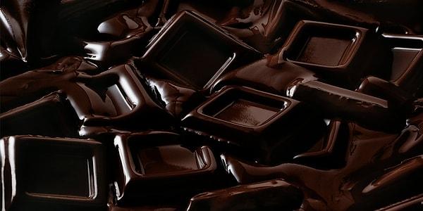 1. Acımtırak tadı yüzünden ya çok sevilir ya da hiç sevilmez: Bitter Çikolata