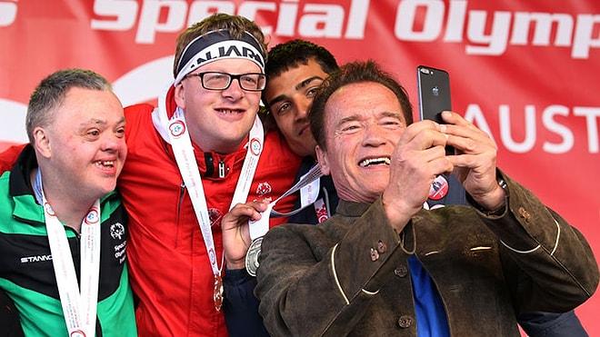Özel Olimpiyatlar ile Dalga Geçen Vatandaşa Ağzının Payını Veren Süper Adam: Arnold Schwarzenegger