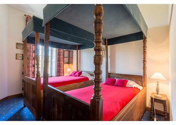 8. Поверьте, ваши друзья согласятся. Ведь кто бы не хотел проснуться в этой постели...