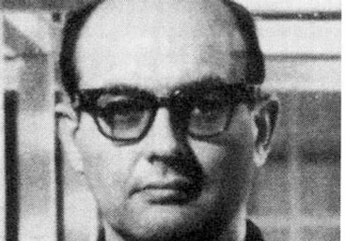 Öncüleri arasında Donald Judd, Carl Andre, Sol LeWitt, Frank Stella gibi isimler bulunuyor.