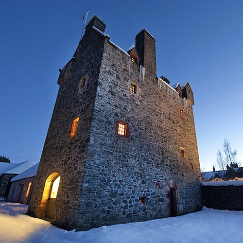Aikwood Tower, Selkirk, İskoç Sınırları