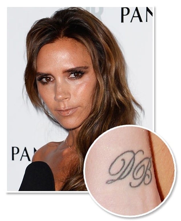 16. Victoria Beckham eşi David Beckham'a olan aşkını dövmeyle vücuduna kazıtmıştı.