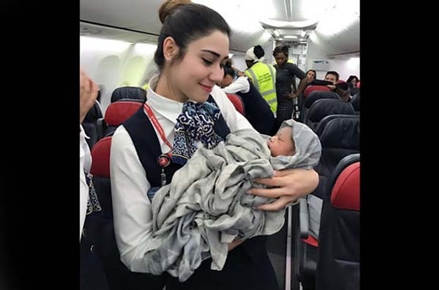 Uçak Burkina Faso'ya iniş yaptığında ise onları sağlık ekipleri karşılayıp hastaneye götürdü. Genç anne ve bebek, doktorlar tarafından oldukça sağlıklı bulundu.