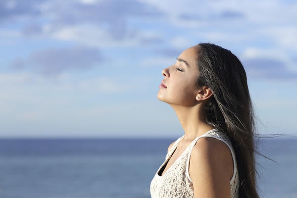 1. Сделайте несколько глубоких вдохов