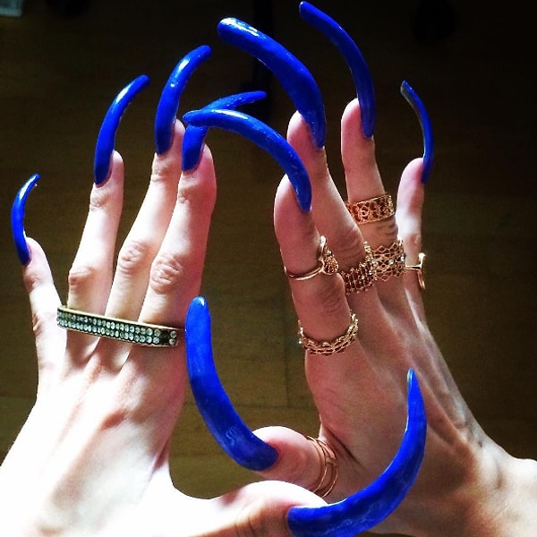 10. Симона абсолютно нормально относится к критике в ее сторону.