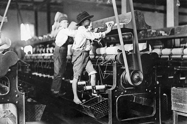 10. Pamuk dokuma fabrikası, 1900'lü yıllar.