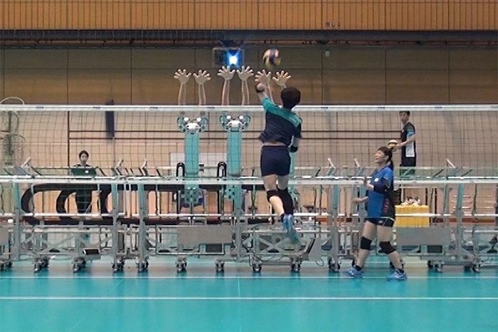 Japonlar, Voleybol Antrenmanlarında Robot Kullanıyorlar!