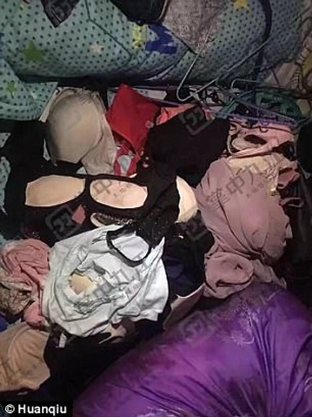 Soyadı Xing olarak açıklanan adamın evinde çuvallar dolusu kadın iç çamaşırı bulundu. Ayrıca adamın dolapları da kadın kıyafetleri ile doluydu.