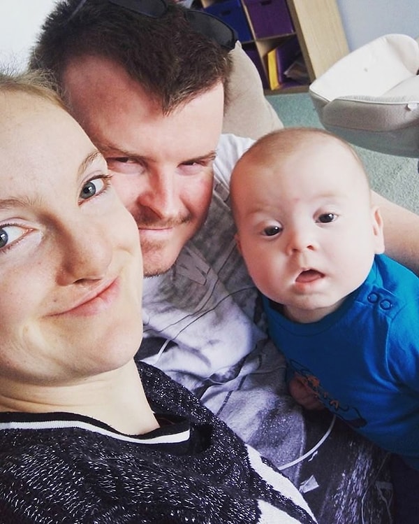 Поздравляем счастливую семью!