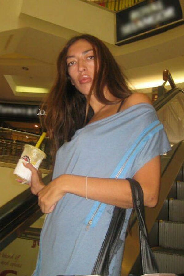 5. С тех пор Оксана поняла, что главное не внешность, а богатый духовный мир.