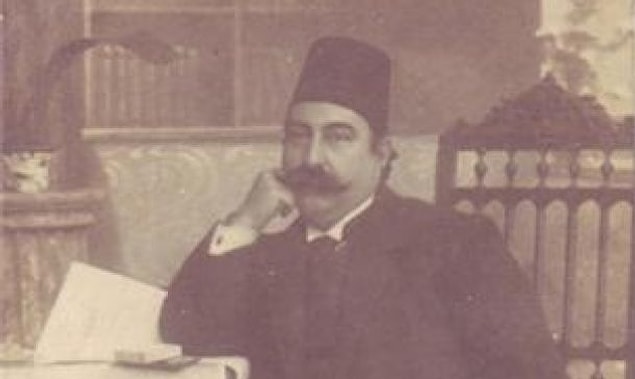 9. Nedense insan yaratılış icabı acayiptir. Bir çok şeylere sahip olur, oldukça da hırsı artar.