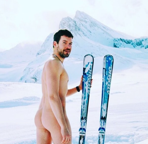 10. Холодно ведь...