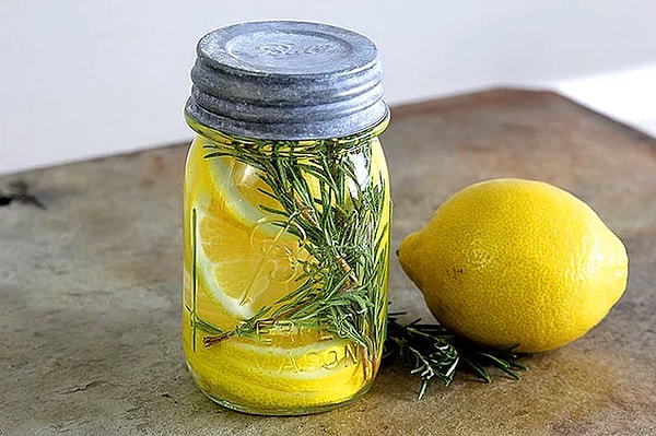 12. Ароматизатор воздуха: