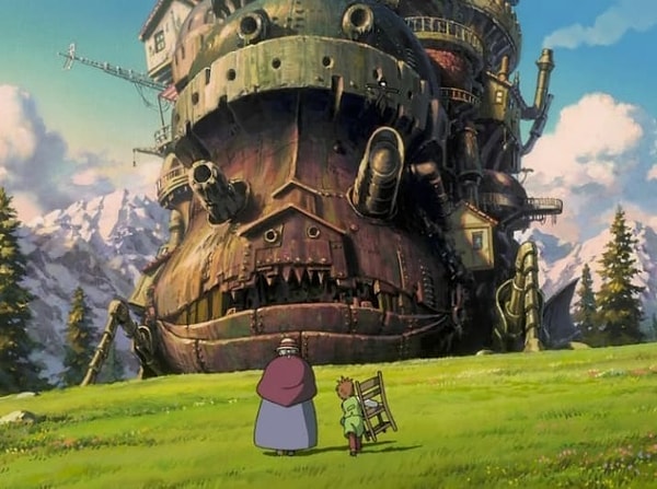 19. Ходячий замок (2004)