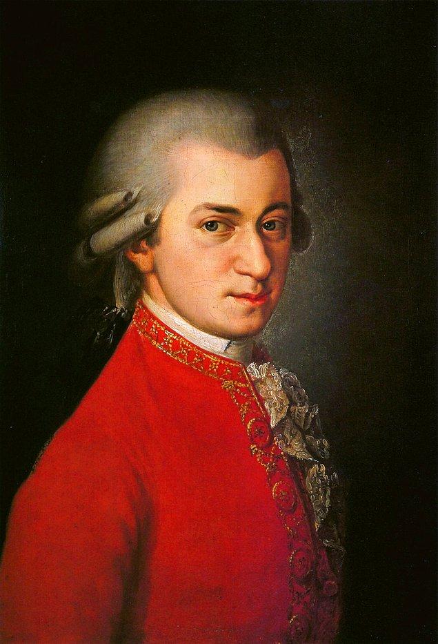 27. Wolfgang Amadeus Mozart (Besteci) & 01.00 - 06.00