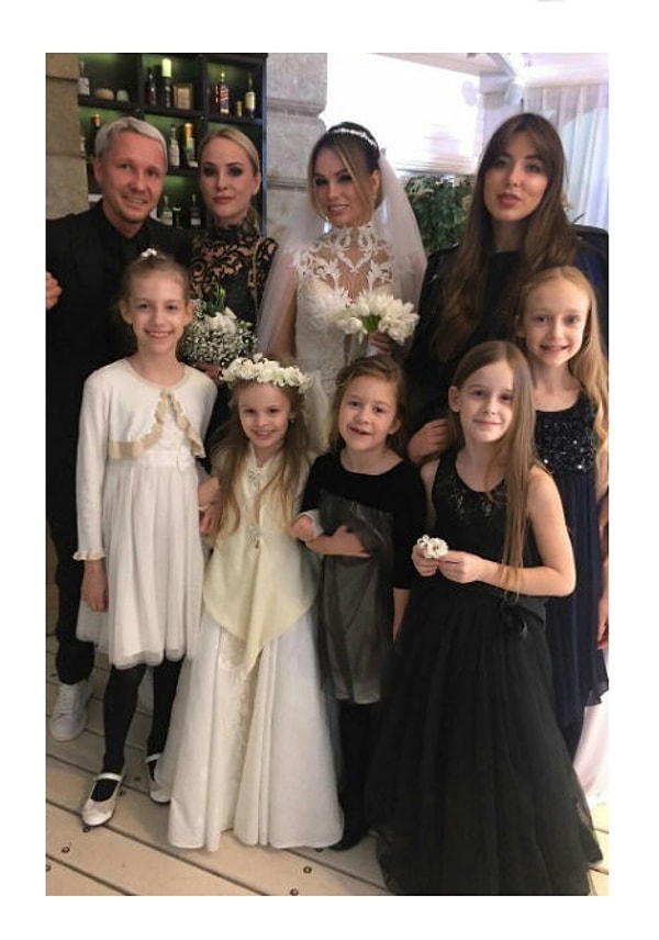 6. Мама невесты преподнесла дочери невероятный подарок - специально к этому знаменательному дню она написала стихи!