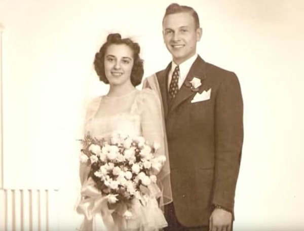 2. Их первое свидание состоялось, когда им было по 15 лет. На данный момент они женаты уже 75 лет!