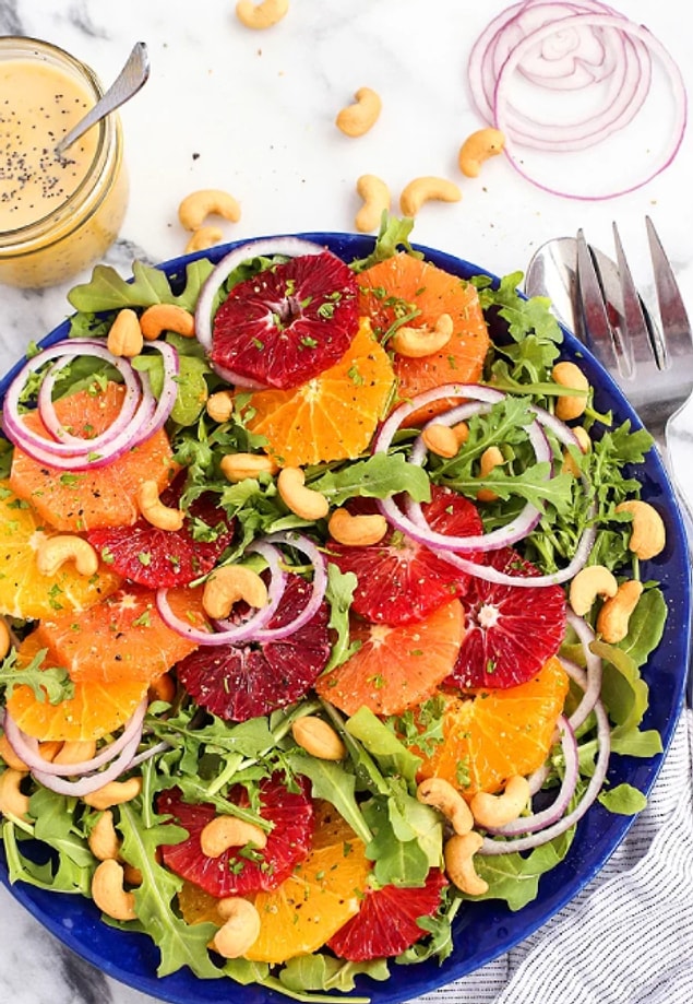 3. Bu salata bildiğiniz meyve salatalarından değil.