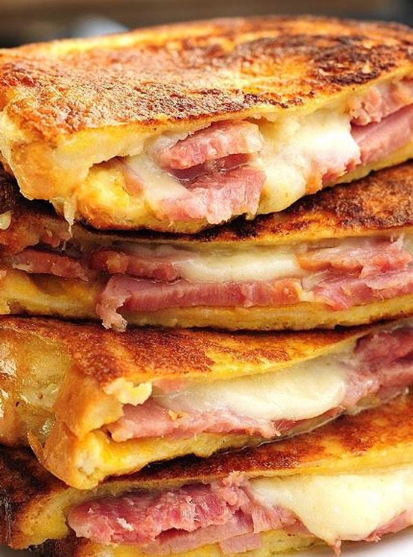 4. Французский тост с ветчиной