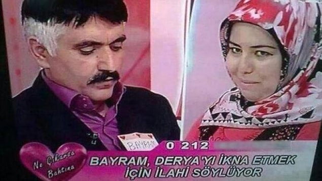 Aşkı için ilahi söyleyen Bayram