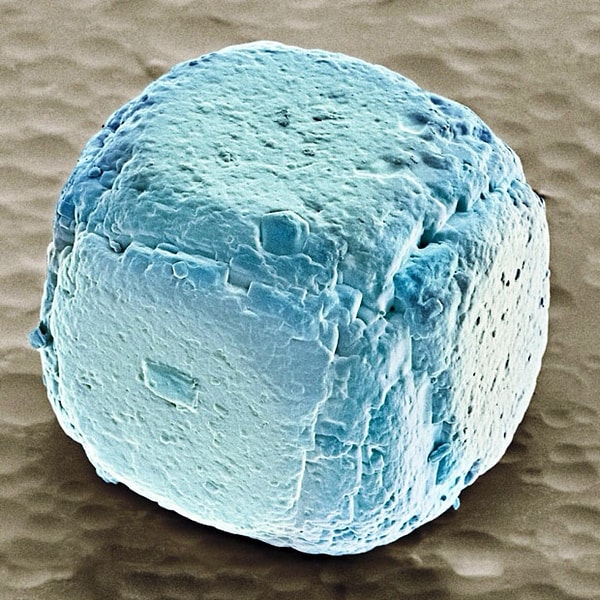 9. Кристалл соли: