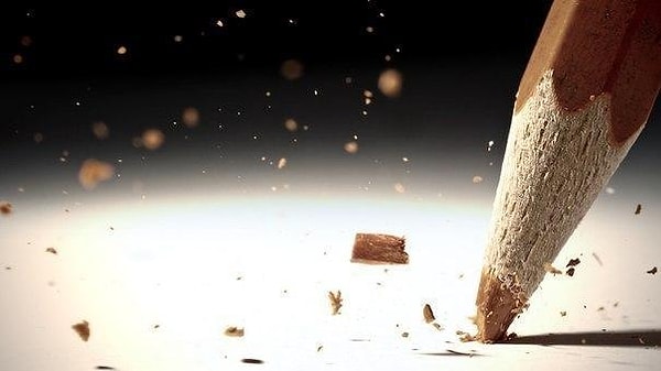 5. Мы все как карандаши. Каждый рисует свoю судьбу. Кто-то ломается, кто-то тупит, а кто-то затачивается и движется вперед.