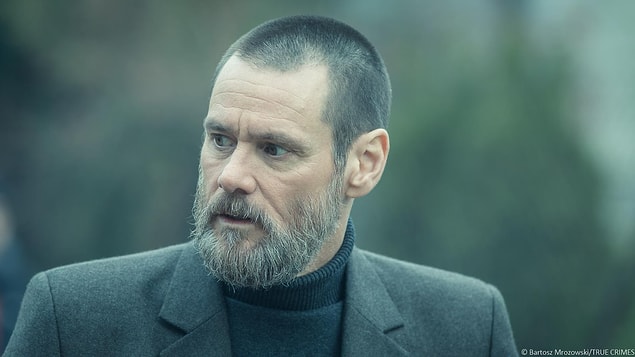 15. Jim Carrey's family was very strict religiously, economically, and traditionally.