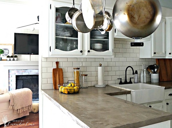 Как исправить: Убирайте большую часть вещей в шкафчики сразу после использования