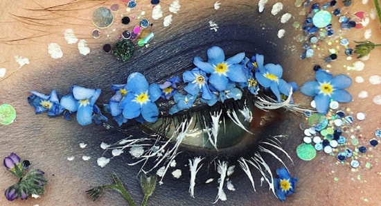 Цветы на веках: Новый бьюти-тренд покоряет Instagram