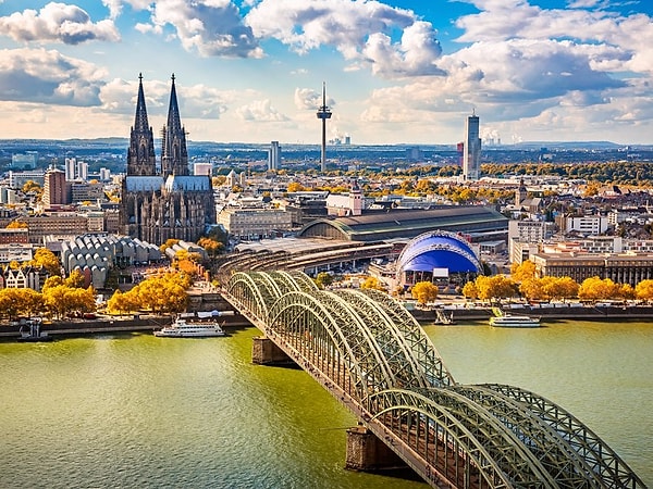 Köln Üniversitesi kuruldu.