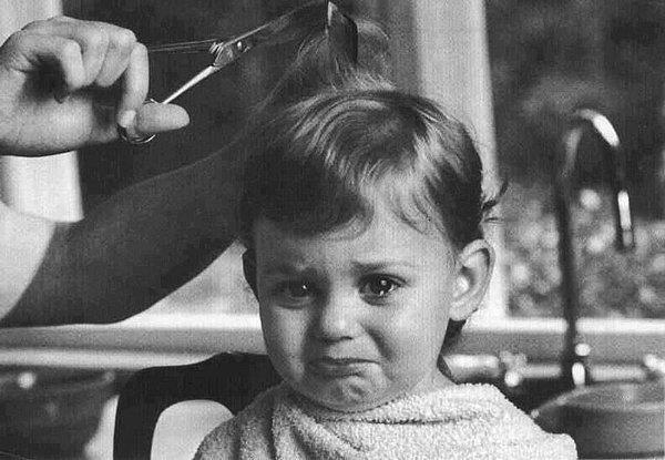 6. Berbere saç kestirmeye götürülünce kesimin babanızın isteğine göre yapılması.