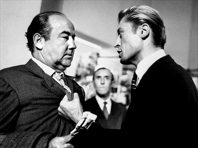 8. Kalpazanlar Çetesi (1955)  | IMDb 7.6
