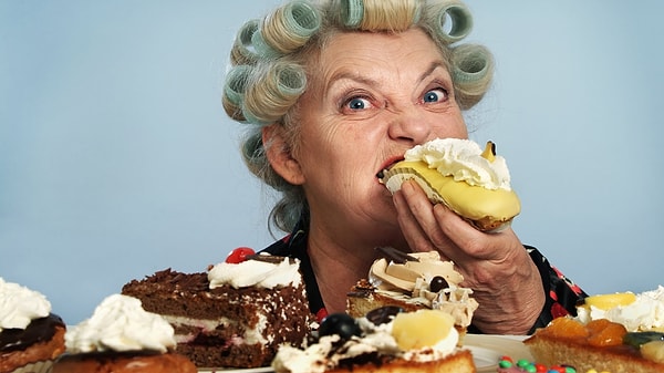 3. Бывает ли с вами такое, что вы можете съесть огромное количество еды за один приём пищи?