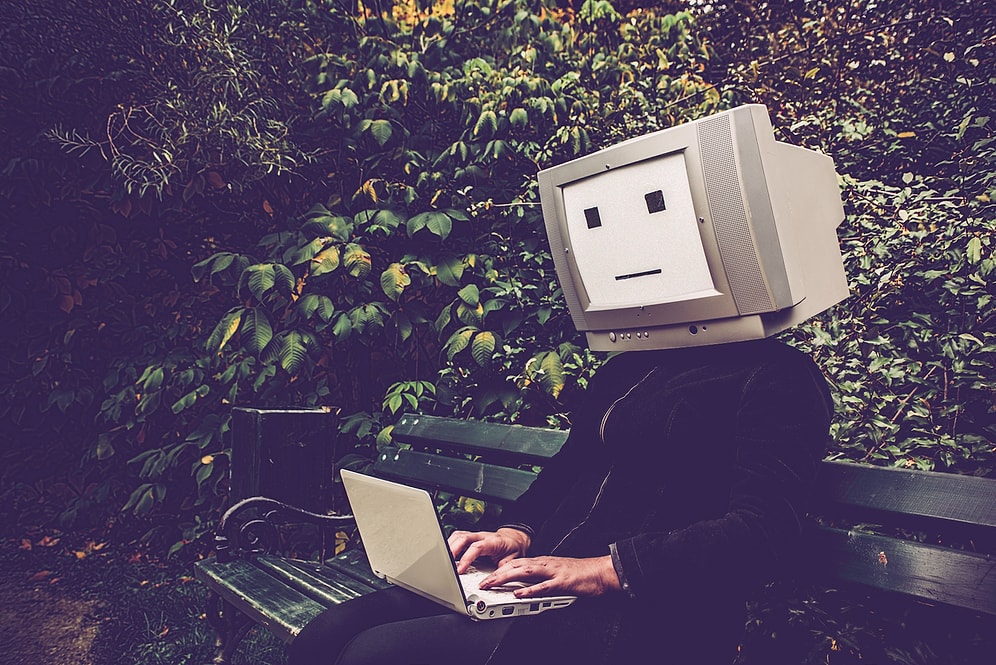 İnternette Hızını Alamayanların Her Ay Yaşadığı 10 Şey