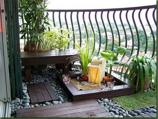 Balkonlar küçük birer bahçe olabilir.