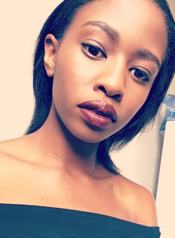 1. Это Ребанелве, ей 19 лет, и она живет в ЮАР. Сейчас она состоит в серьезных отношениях, но в прошлом ей не всегда везло с парнями.