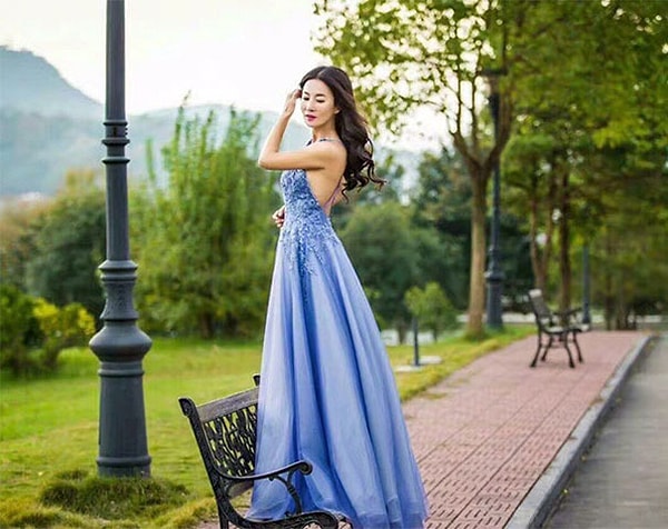 8. "Я каждый день плаваю в озере и занимаюсь силовыми тренировками"