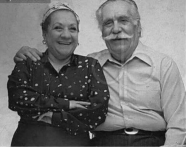Ellerinden öpülesi iki isim: Adile Naşit ve Hulusi Kentmen.