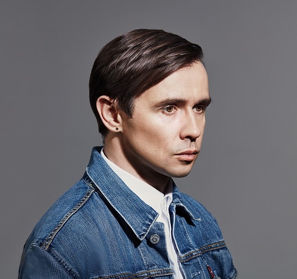 3. Дельфин (45 лет)