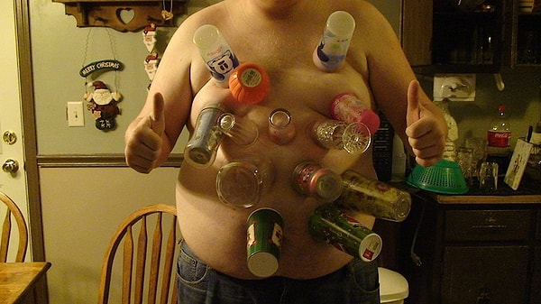 13. Он что пытается установить какой-то чумовой мировой рекорд?