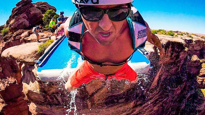 Yok Böyle Bir Zevk! Yüzlerce Metre Yükseklikten Kayarak Atlayıp Yere Paraşütle İnen Çılgın Ekip