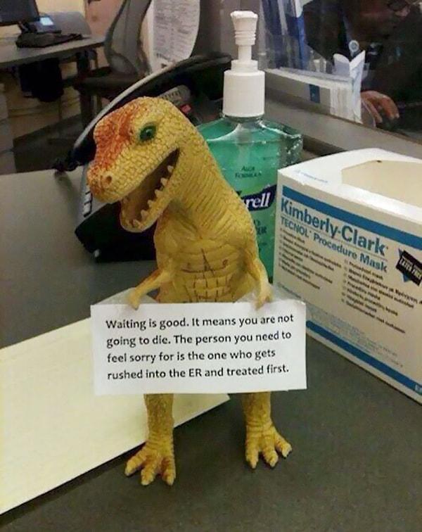 3. Hastane T-Rex'ine kulak verelim lütfen!