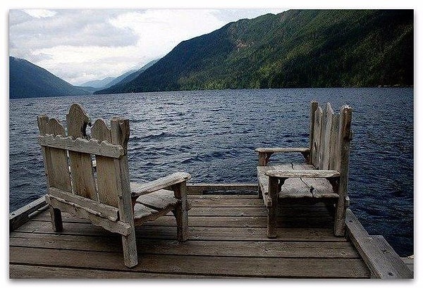 13. Как много знaющих как жить. Как мало счaстливо живущих...