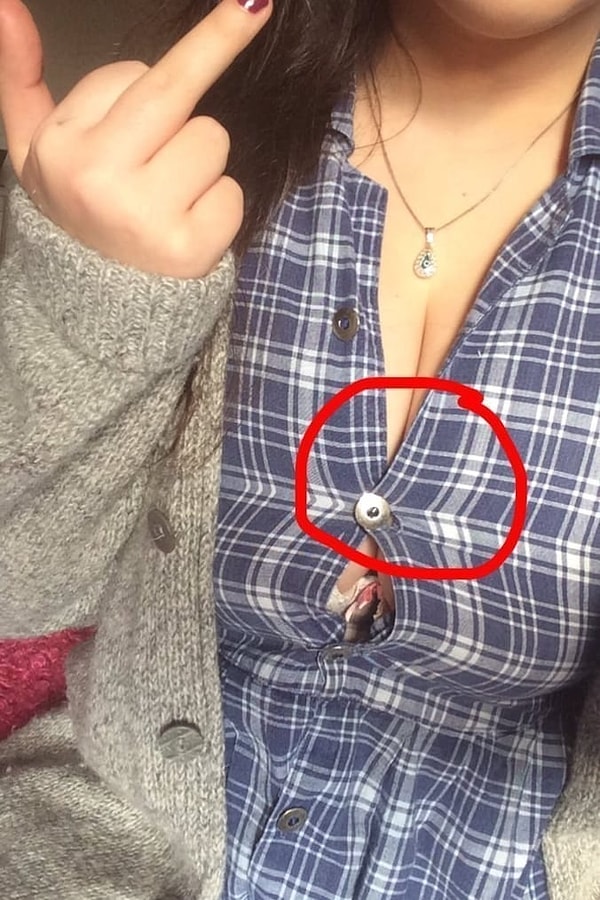 1. Рубашка, которую просто невозможно застегнуть нормально