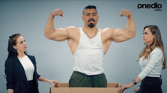 Ürün Tanıtımı: Devamlı Vücudundan Bahseden Body'ci Erkek